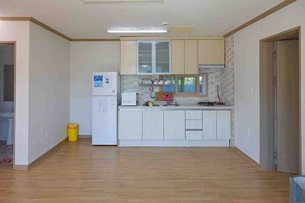 임실 학정마을 복층 숙소 실내